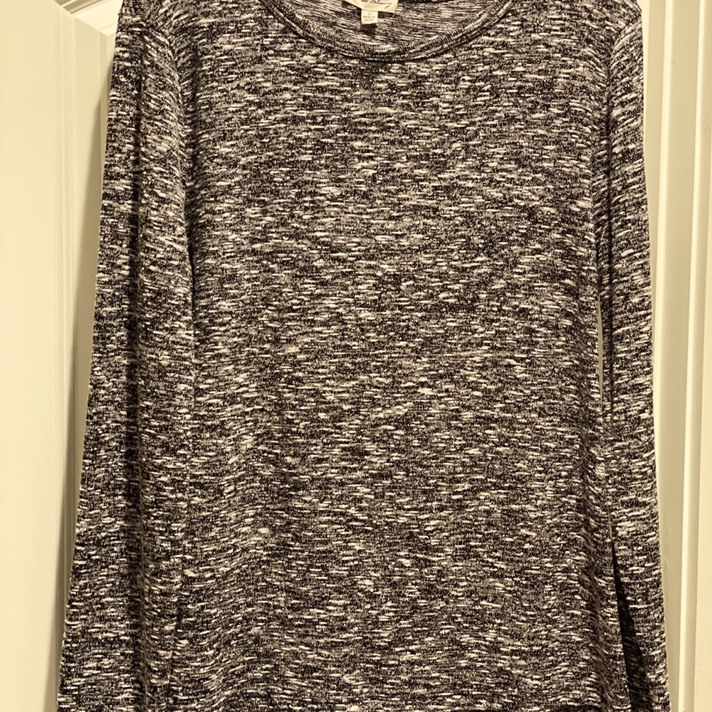 Black & white sweater